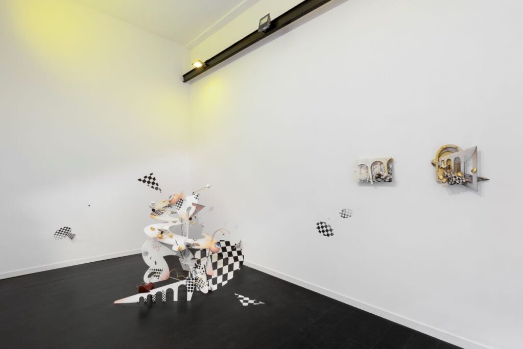 Daria Melnikova, Un Momento, installation view