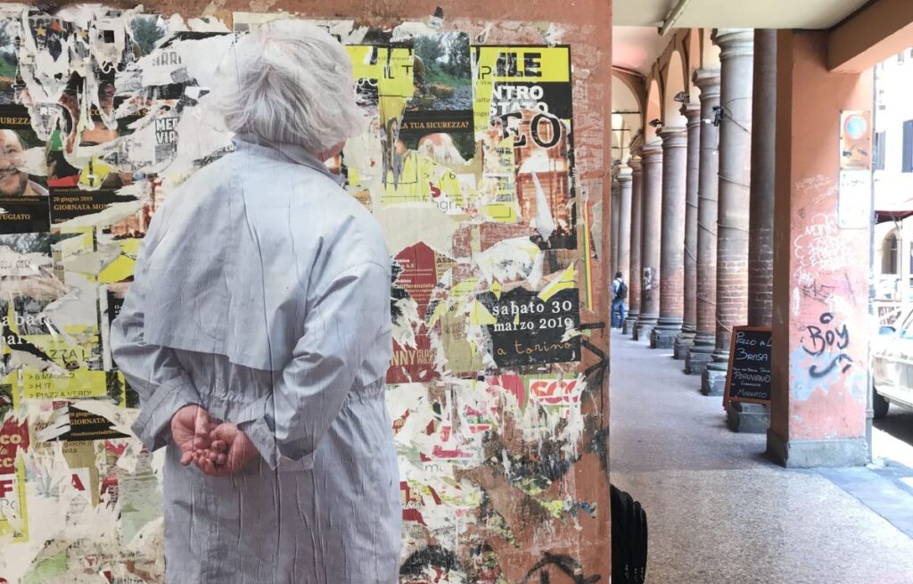 Vantees sotto i portici bolognesi