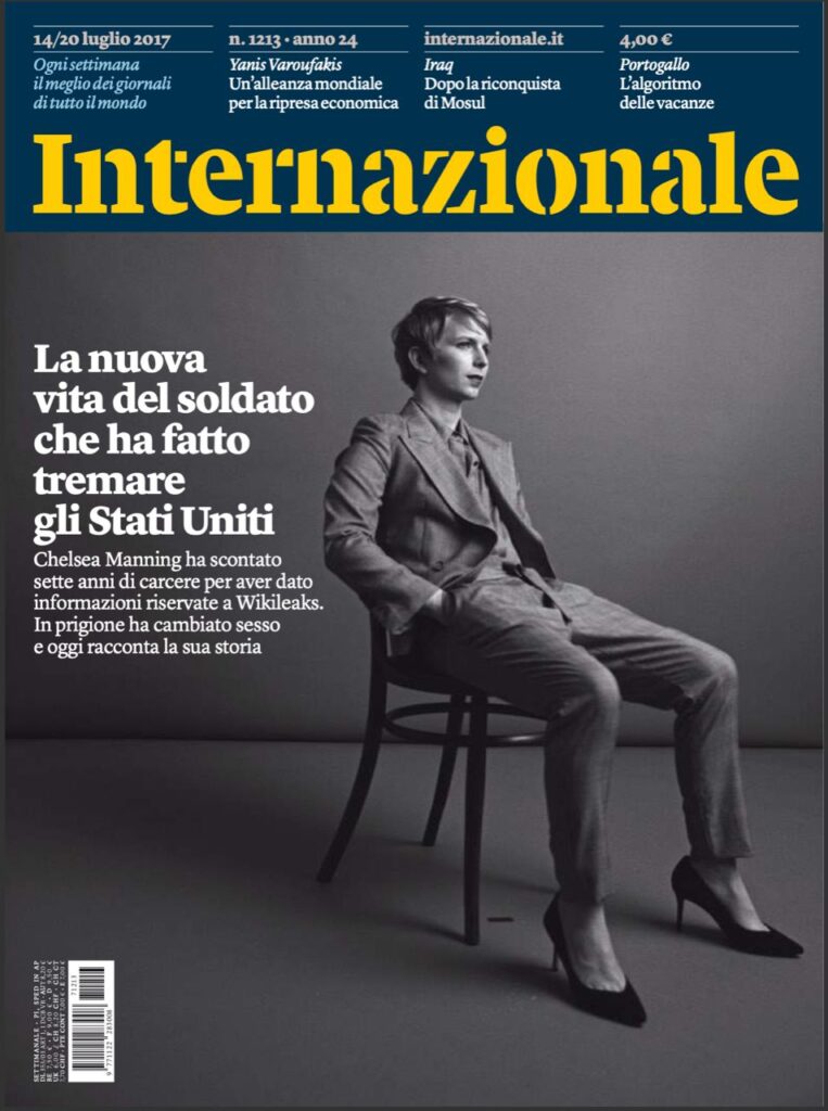 La copertina di Internazionale con Chealsea Manning