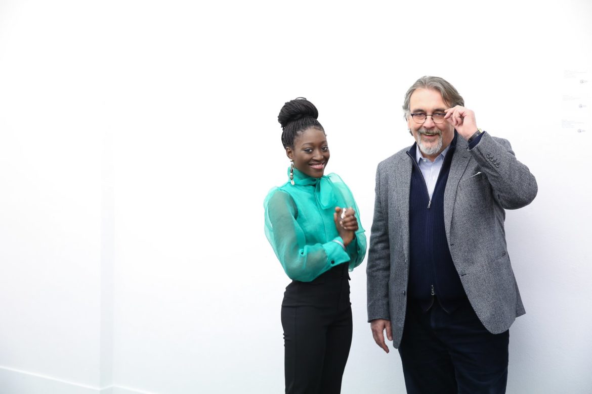 Binta Diaw e il gallerista Giampaolo Abbondio
